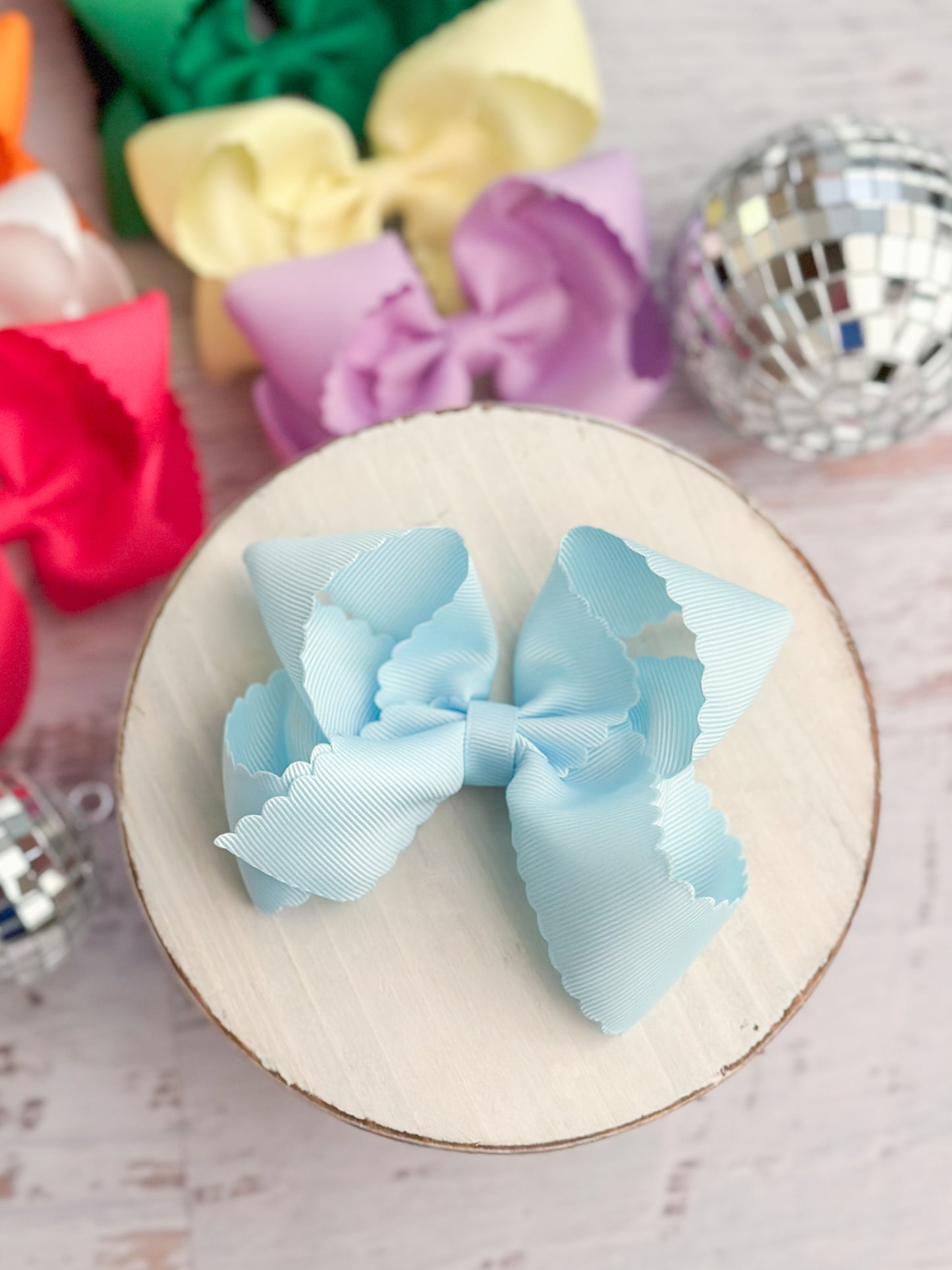 Scalloped Classic Size Bows with Alligator Clip light blue