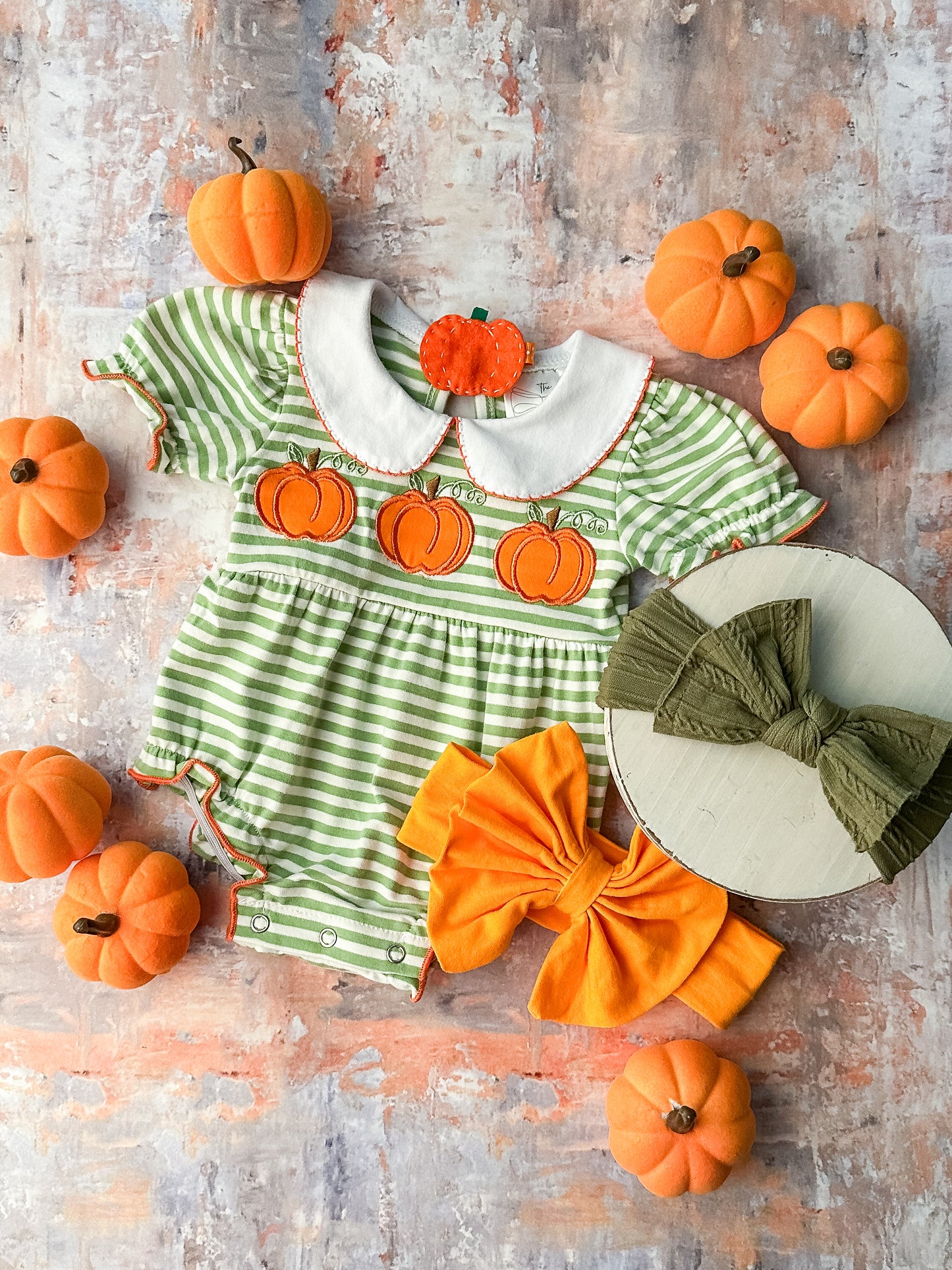 infant pumpkin applique romper