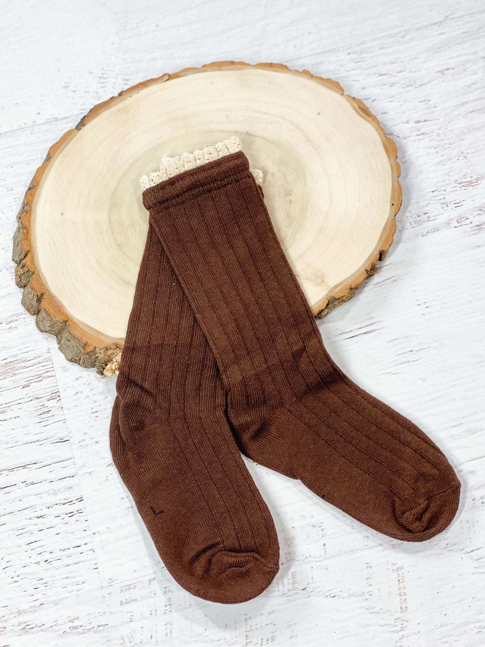 Lace trimmed socks in chocolate