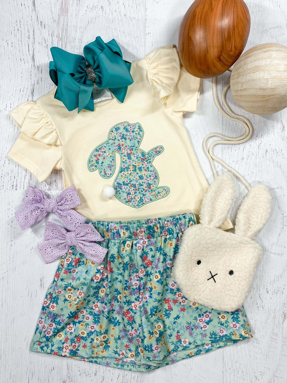 Cream Color Top With Bunny Applique With Matching Shorts