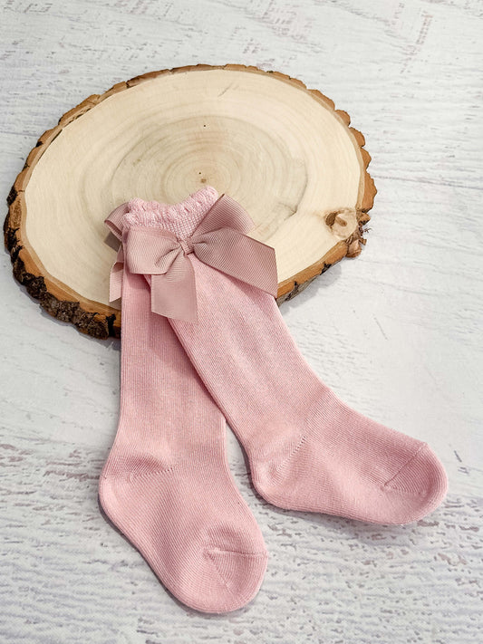 pink socks with an adorable bow