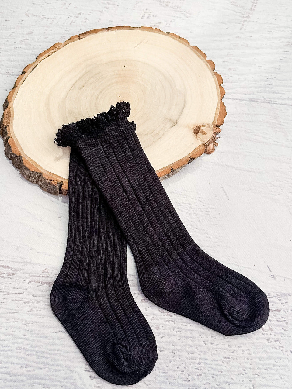 black lettuce edge ruffle ribbed socks