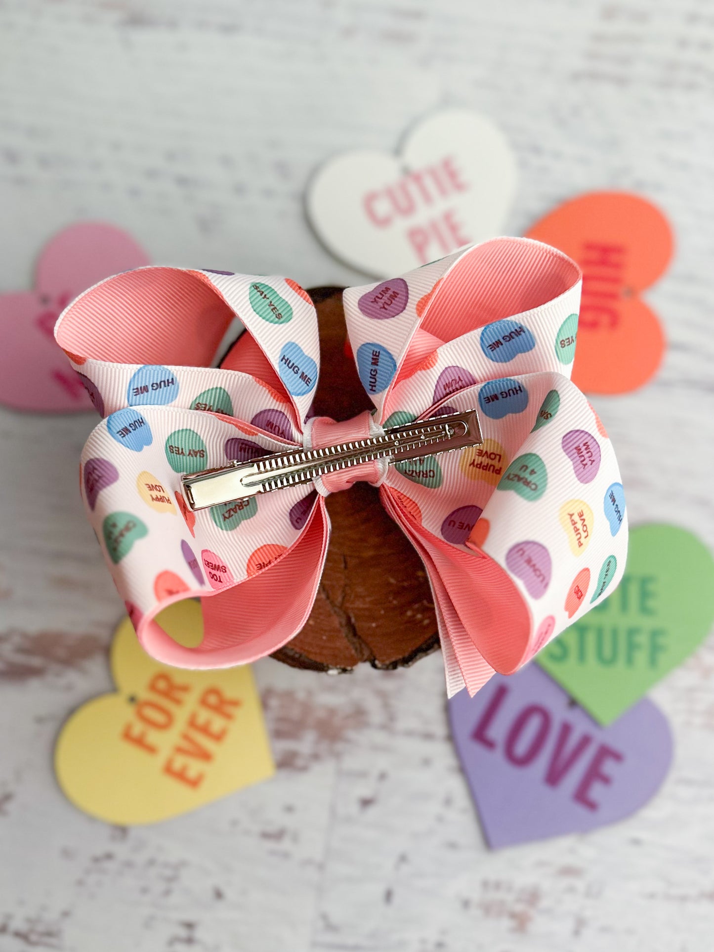 back of conversation heart hair bow