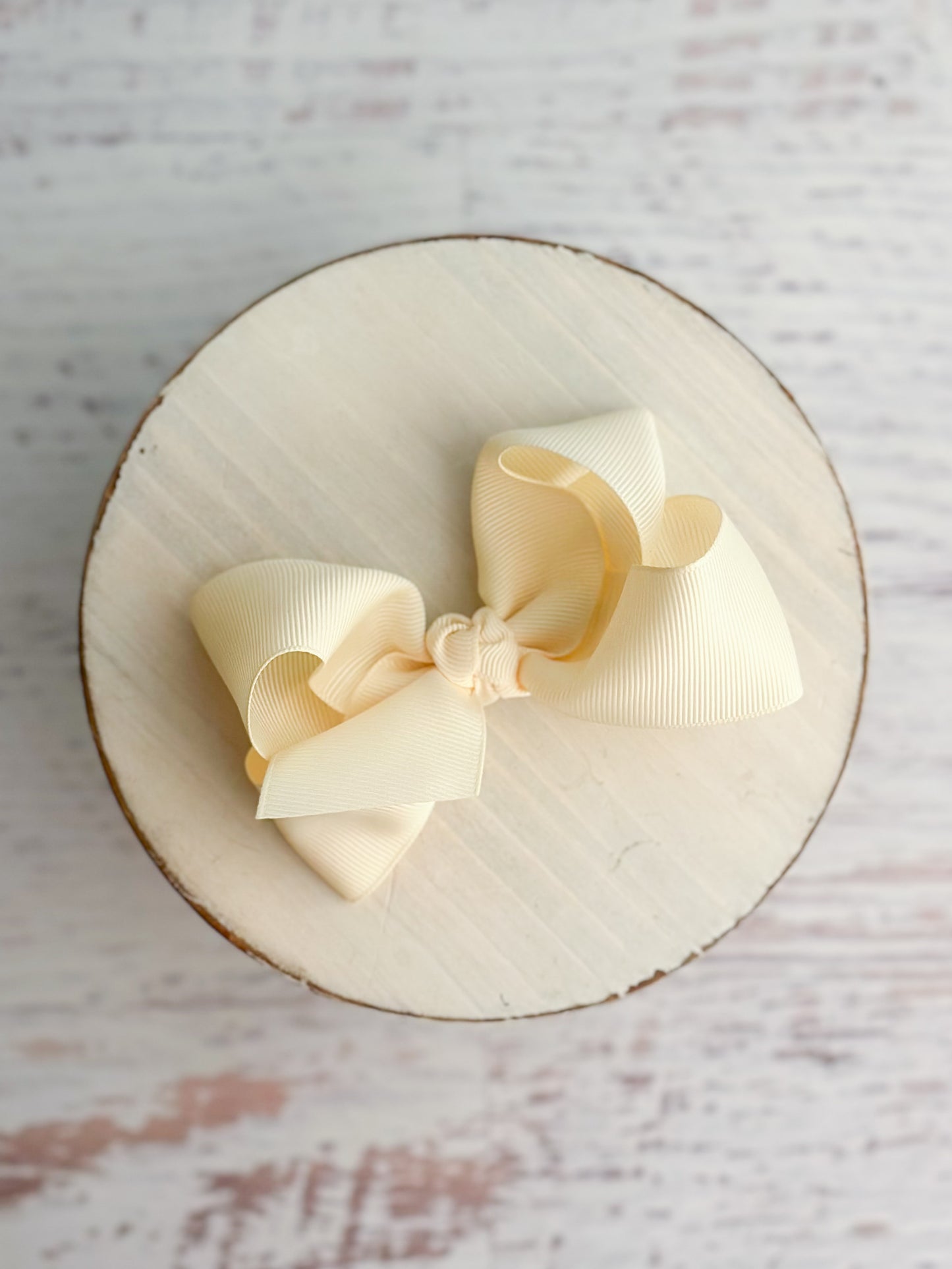 Ivory Essential Grosgrain Hair Bow