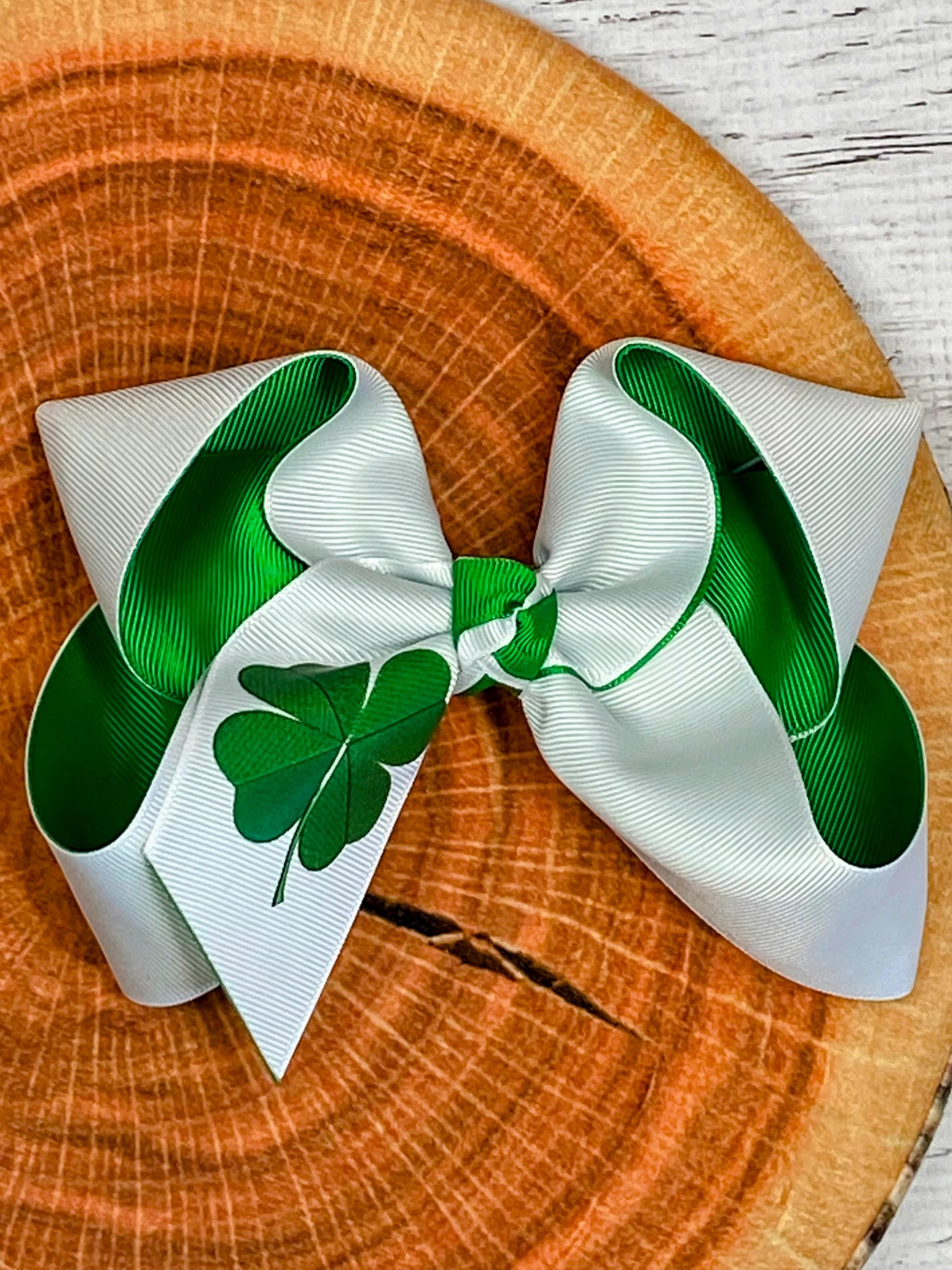 shamrock hair bow