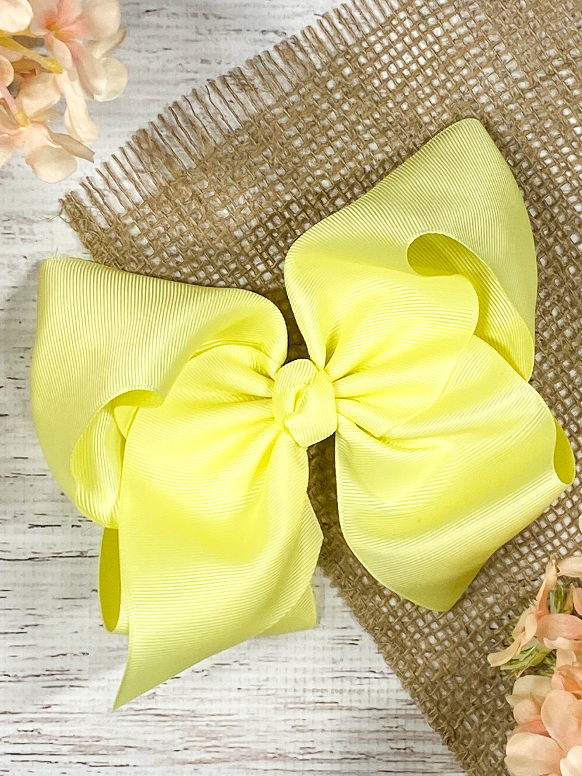 light yellow texas size hair bow