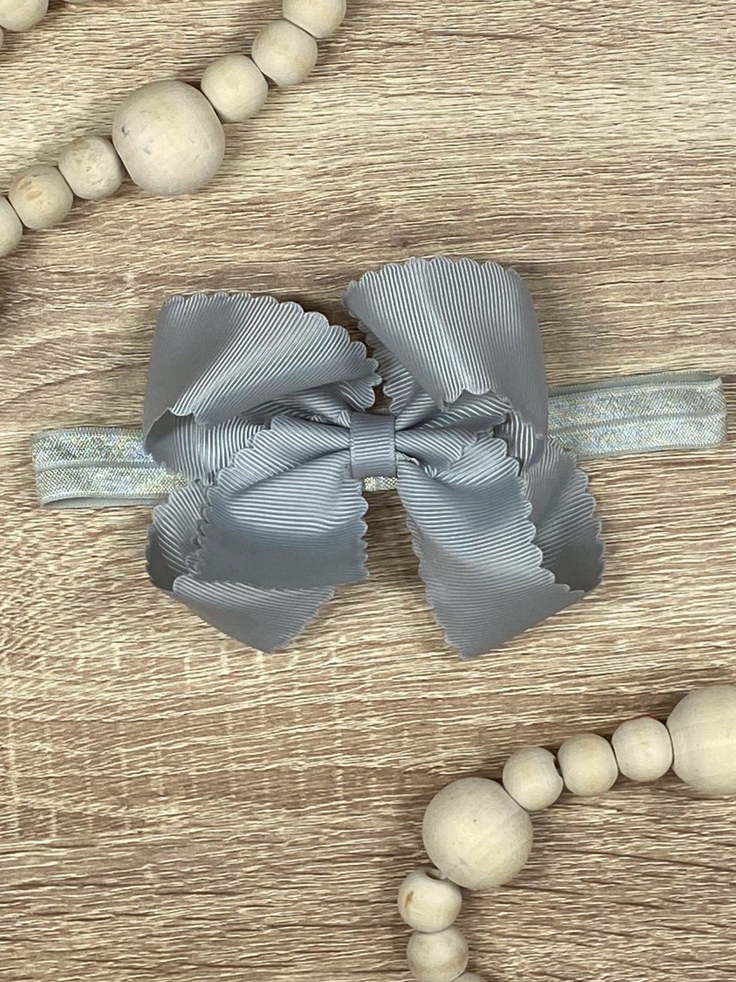 Silver Scalloped Classic Size Bow Headband