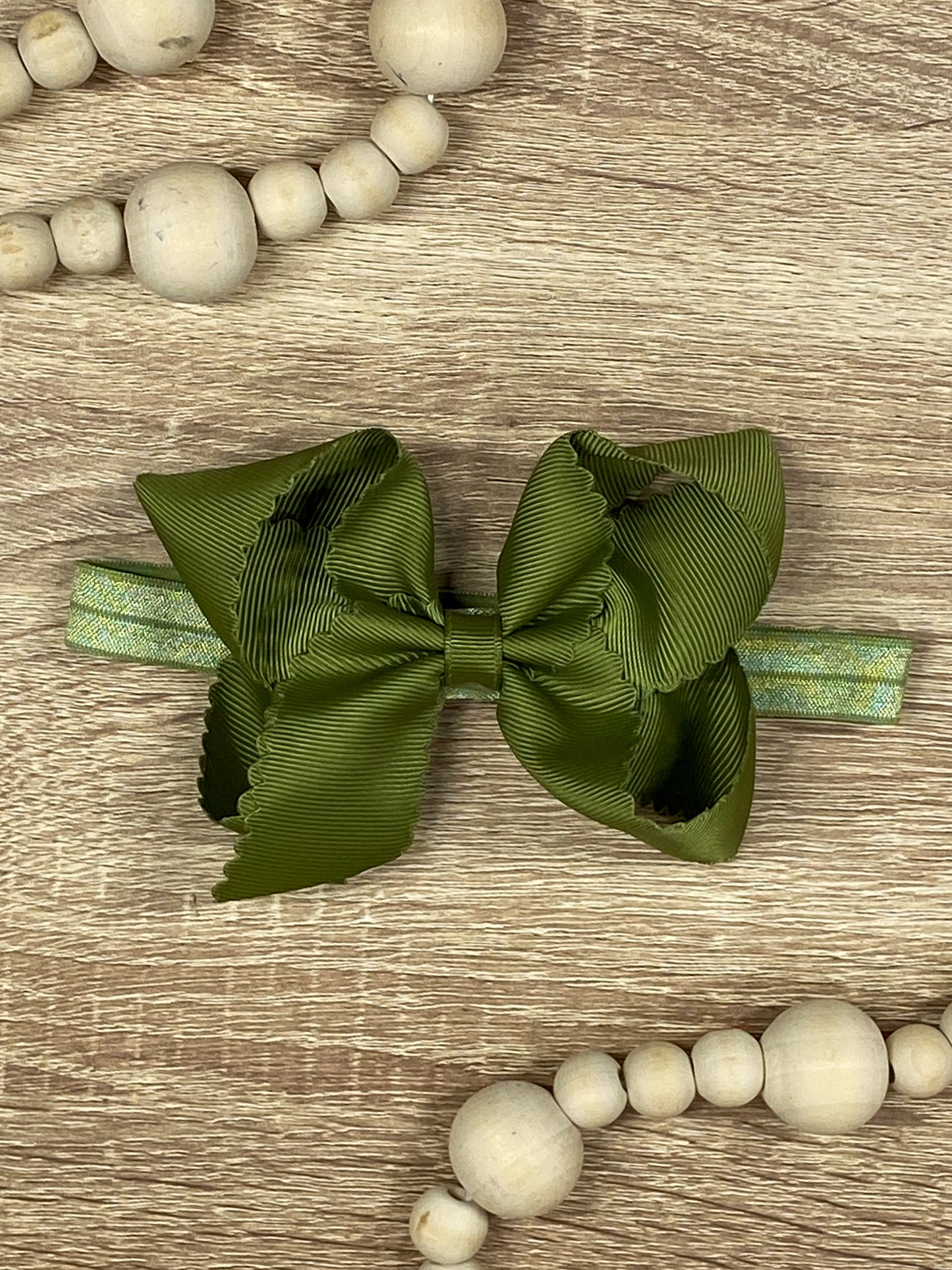 Olive Scalloped Classic Size Bow Headband