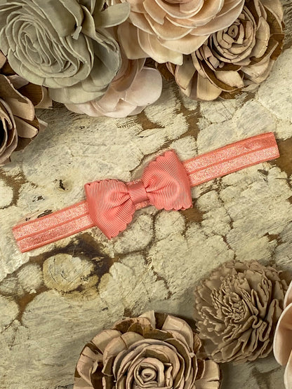 Coral Bitty Scalloped Bow - Headband