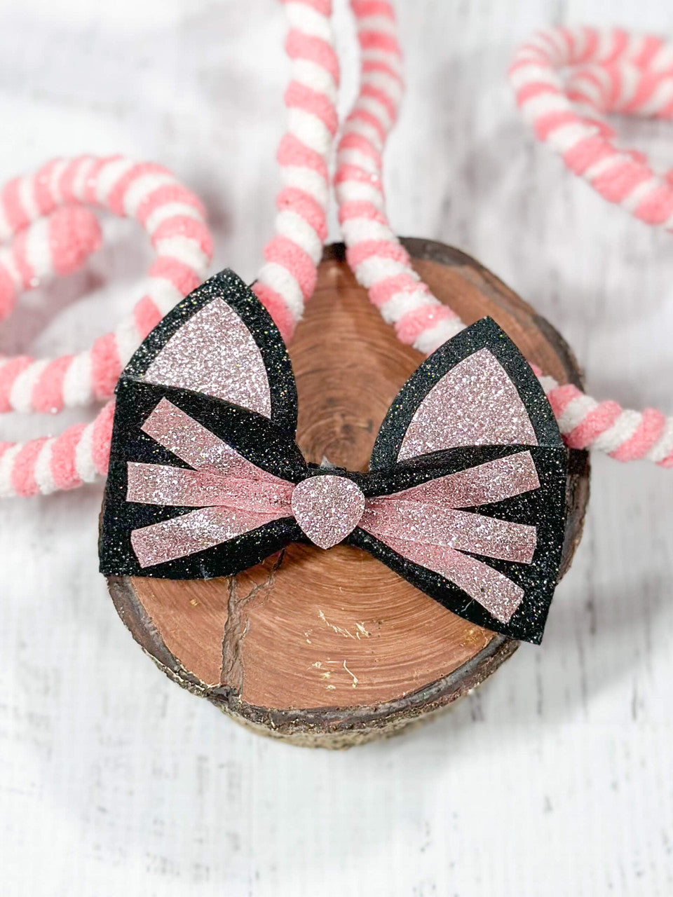 Pink Cat Bow Glittery Clippie