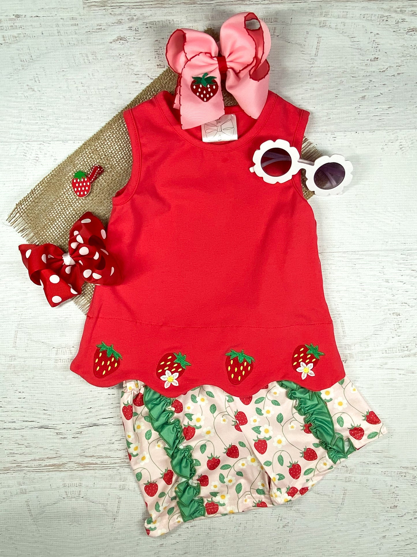 Picking Strawberries Shorts Set