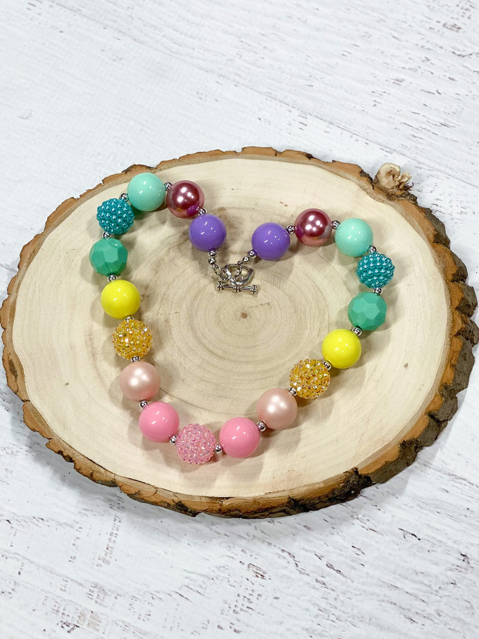 Pastel rainbow rhinestone bead necklace, approximately 17"