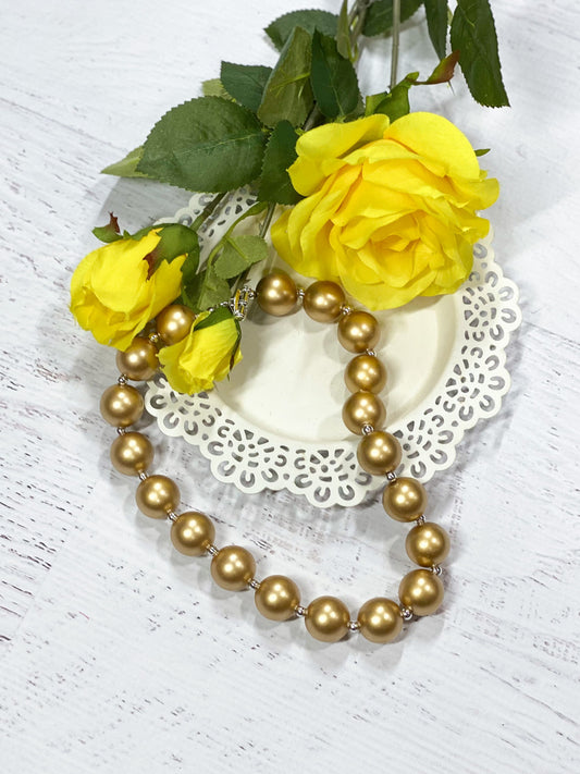Gold solid chunky bead necklace