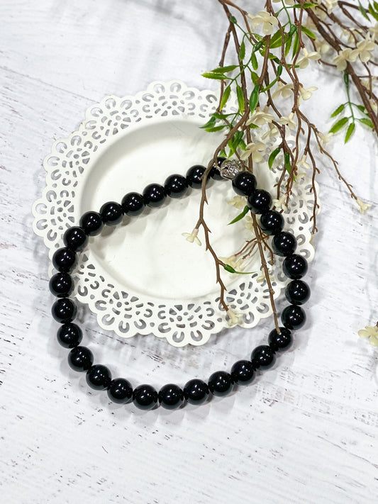 Black chunky bead necklace, approximately 17"